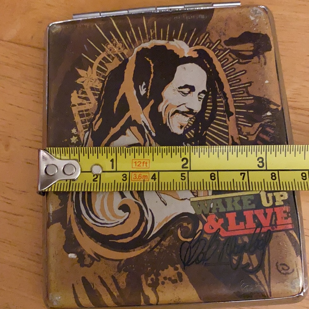 Bob Marley cigarettes case pre-owned for collection - Picture 3 of 8